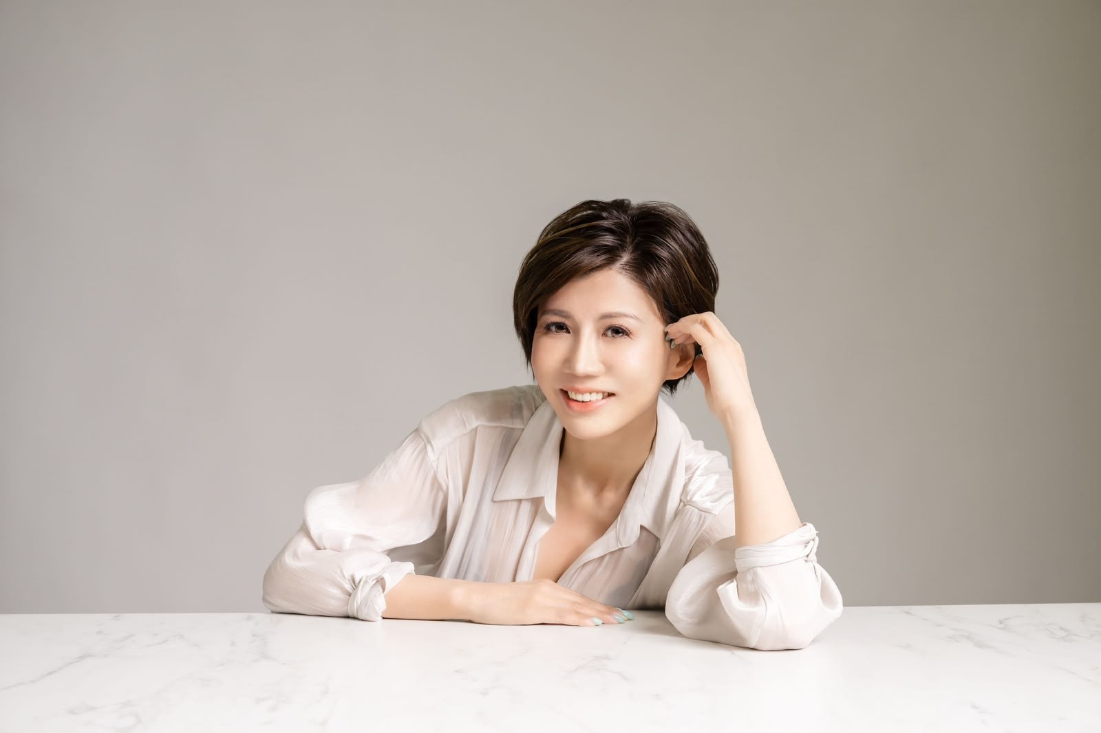 Maggie studio portrait
